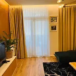 Moho Residences Downtown Apartament