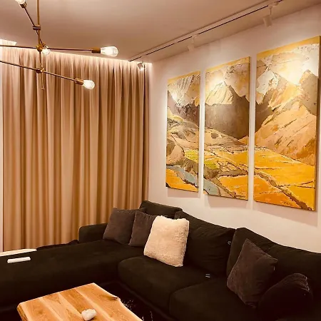 Moho Residences Downtown 아파트 티라나