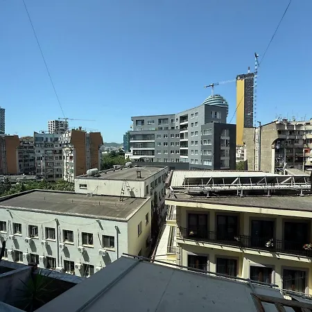 아파트 Moho Residences Downtown